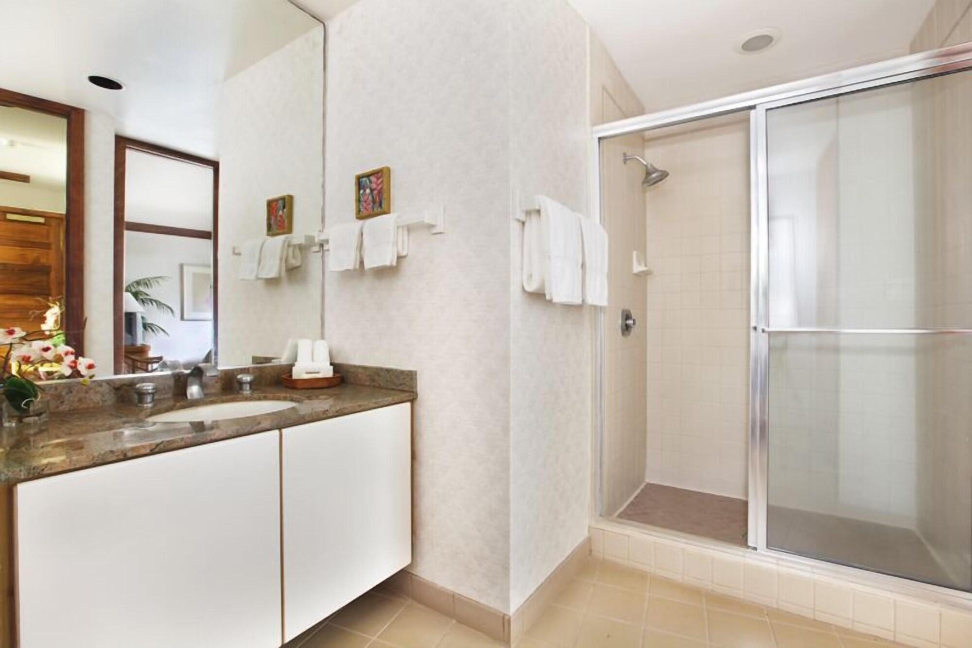 Whalers Cove In Poipu Aparthotel 3*