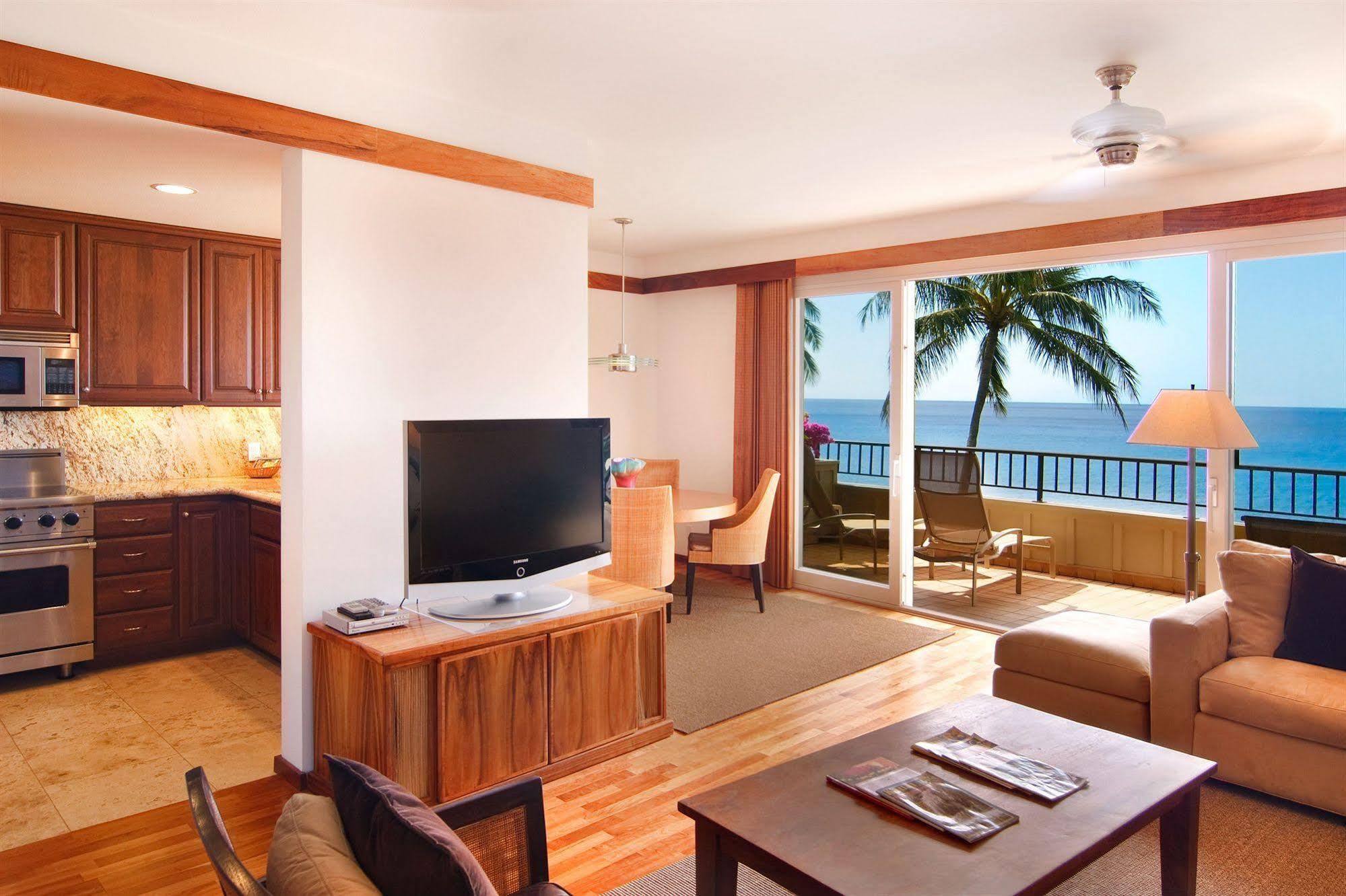 Whalers Cove In Poipu 3*